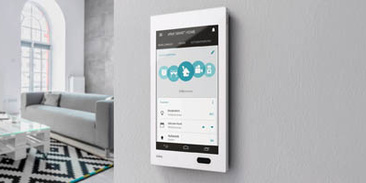 Bedienzentrale Gira G1 bei EMS Elektro & Klimatechnik GmbH in Wurzen