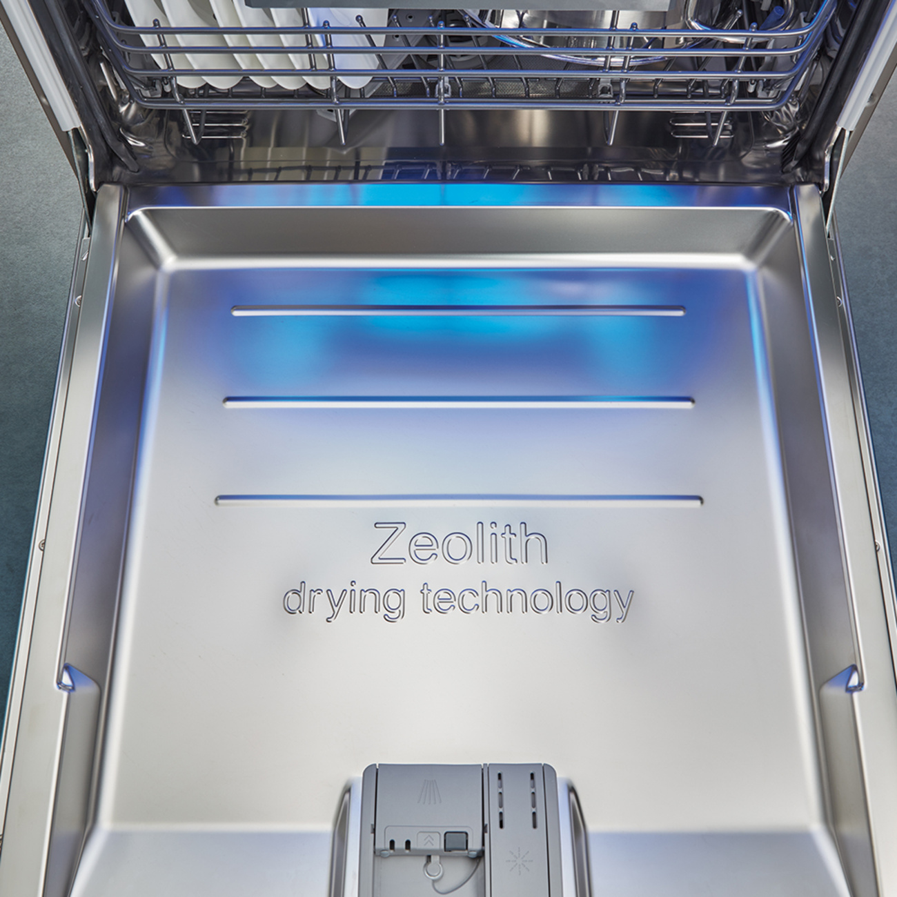 Zeolith Trocknen – Für glänzende Spülergebnisse bei EMS Elektro & Klimatechnik GmbH in Wurzen
