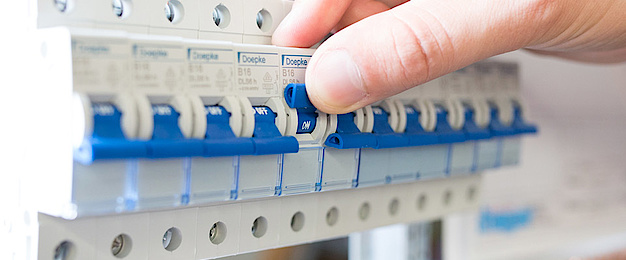 Schalt­schrank­bau bei EMS Elektro & Klimatechnik GmbH in Wurzen