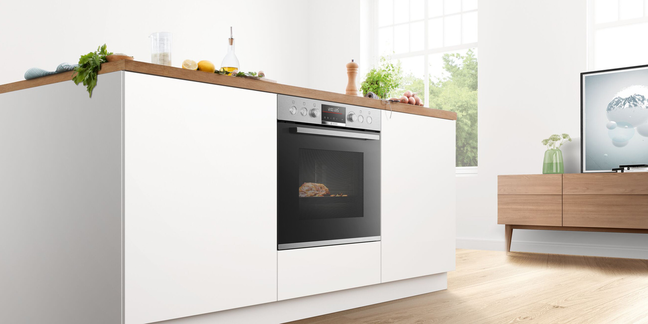 Backöfen und Herdsets bei EMS Elektro & Klimatechnik GmbH in Wurzen