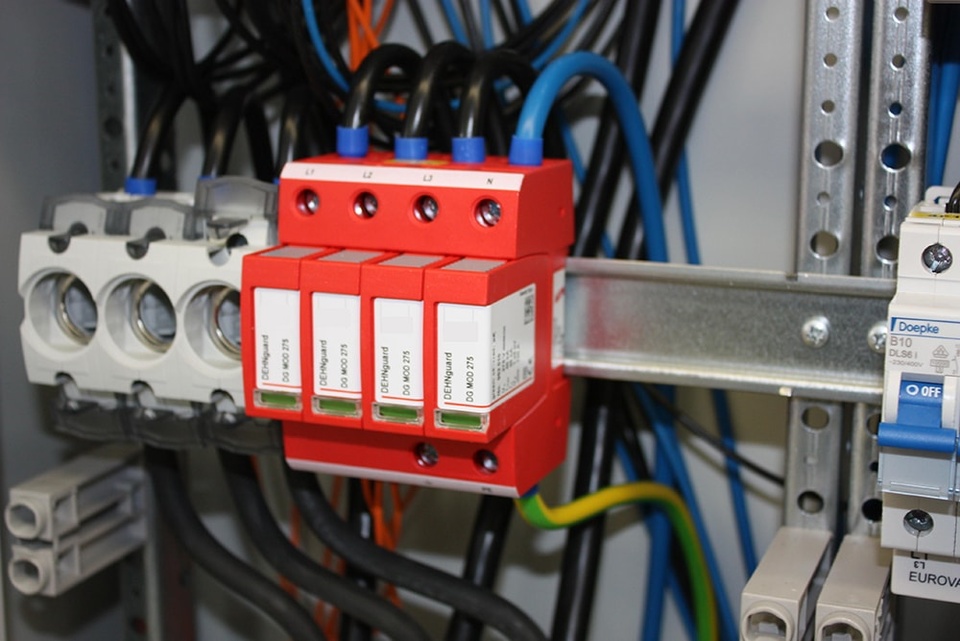 U berspannungsschutz bei EMS Elektro & Klimatechnik GmbH in Wurzen
